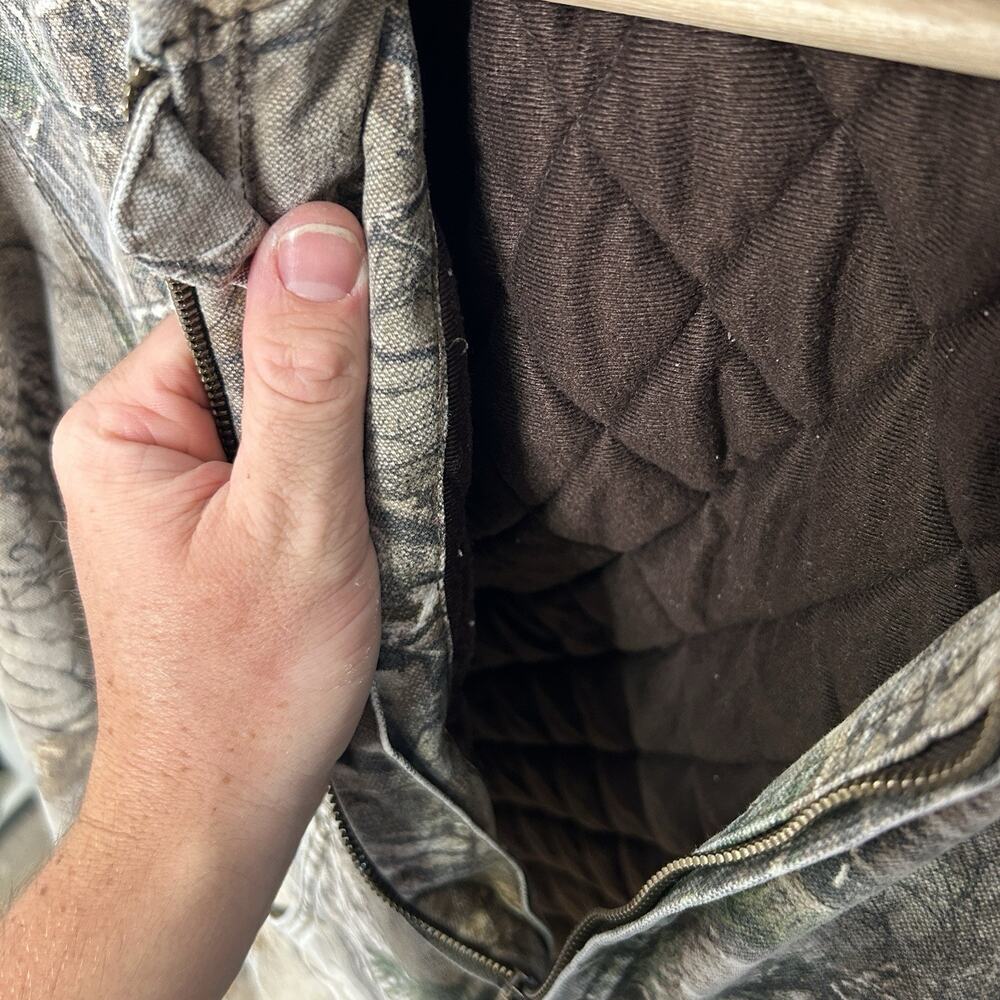 Y2K Carhartt Quilted Jacket “Realtree Camo” - Picture 9 of 9